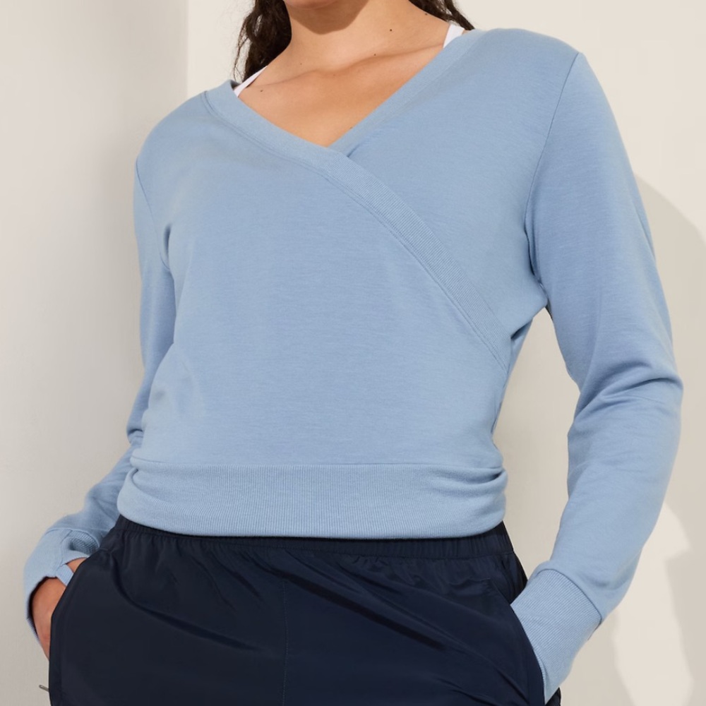 Athleta recharge sweater/sweatshirt